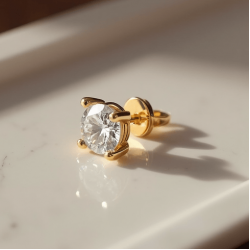 Women's Light Dainty Stud Earrings