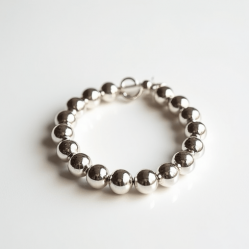 Women's Simple Single Strand Bracelet
