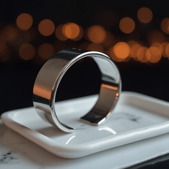 Women's Minimalist Silver Bangle