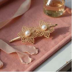 Women's Light Dainty Hair Pin